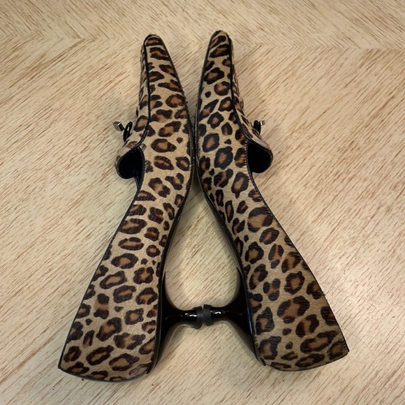 Donald J.Pliner Couture Kitten Heels (8M) - Picture 6 of 10